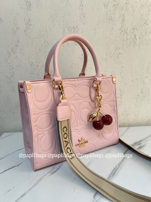 کیف زنانه مربعی کوچ