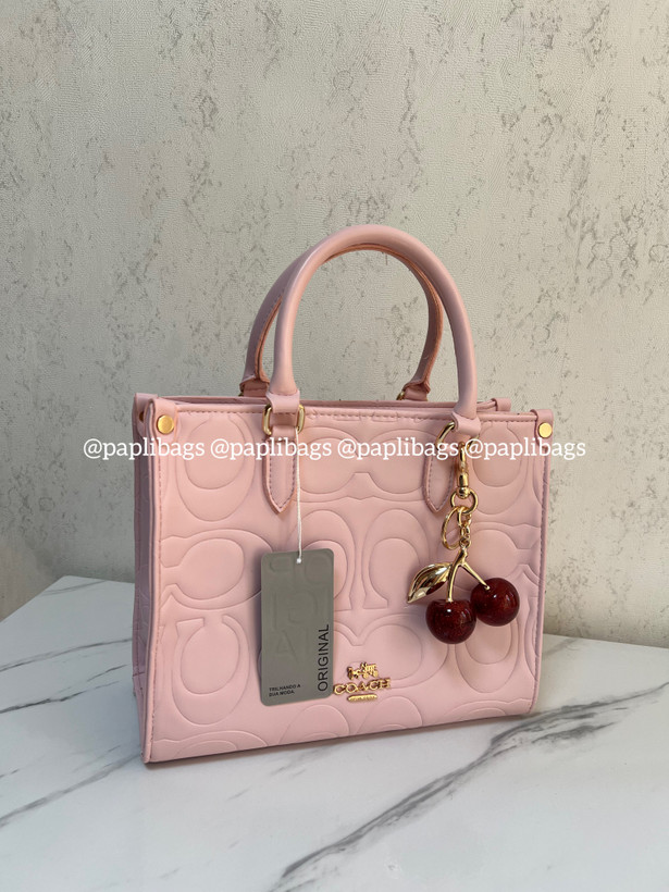 کیف زنانه مربعی کوچ