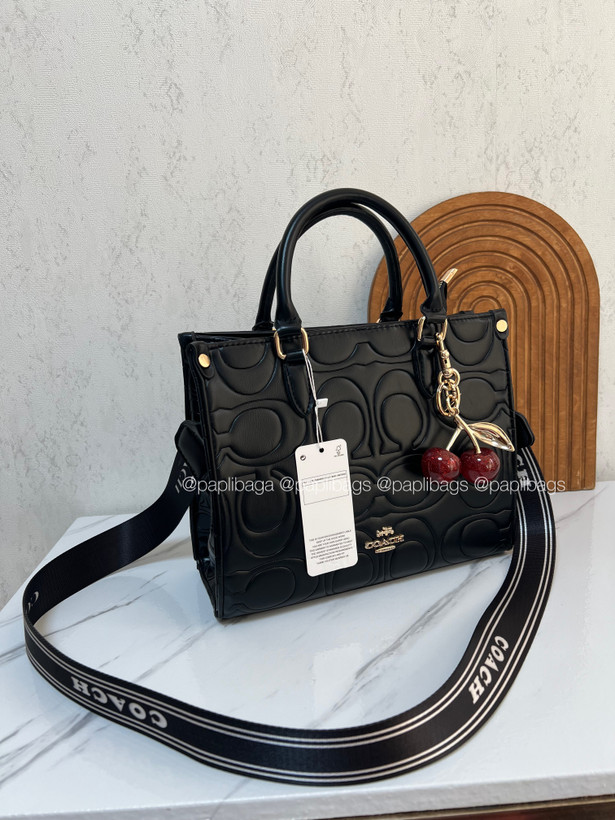 کیف زنانه مربعی کوچ